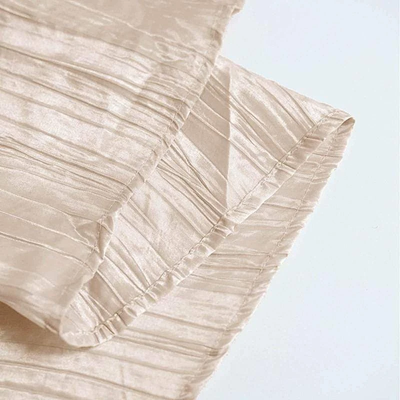 120" Accordion Crinkled Taffeta Round Tablecloth 4 120" Accordion Crinkled Taffeta Round Tablecloth - Image 2