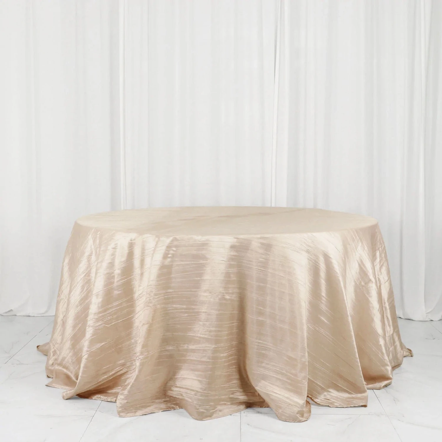 132" Accordion Crinkled Taffeta Round Tablecloth 6 132" Accordion Crinkled Taffeta Round Tablecloth - Image 5