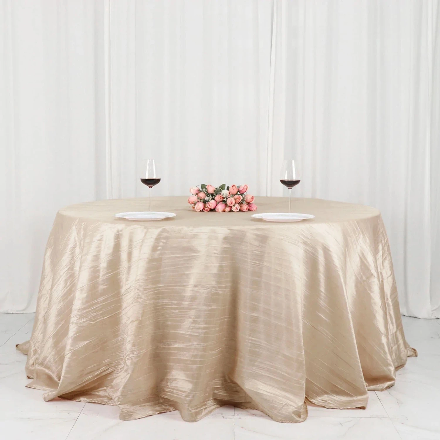 132" Accordion Crinkled Taffeta Round Tablecloth 5 132" Accordion Crinkled Taffeta Round Tablecloth - Image 4