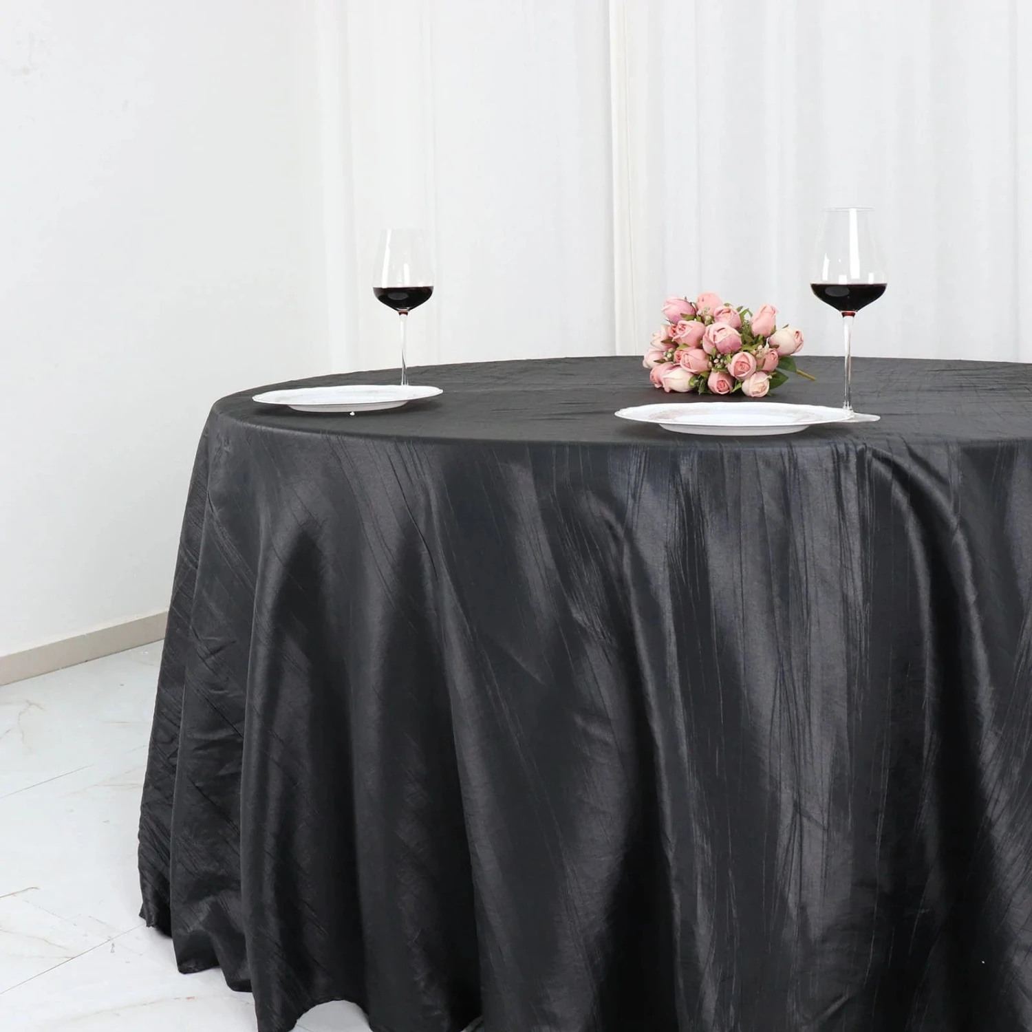132" Accordion Crinkled Taffeta Round Tablecloth 17 132" Accordion Crinkled Taffeta Round Tablecloth - Image 16