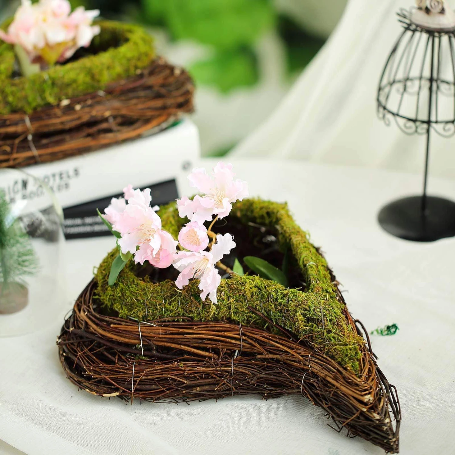 2 Pcs Natural Moss Hearts Planter Boxes - Green And Brown 6 2 Pcs Natural Moss Hearts Planter Boxes - Green And Brown - Image 4
