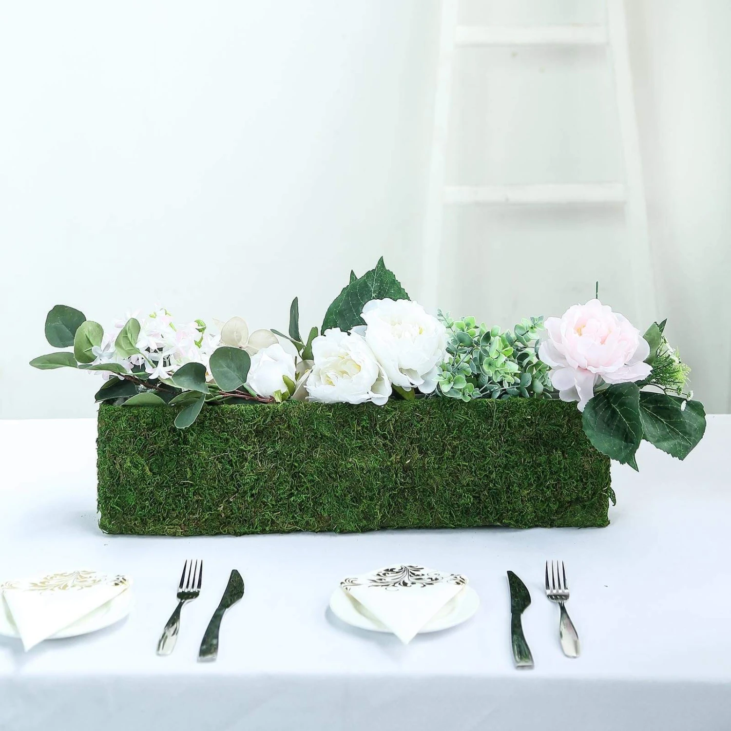 23.5" Long Natural Moss Rectangular Planter Box - Green 9 23.5" Long Natural Moss Rectangular Planter Box - Green - Image 7
