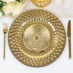 6 Metallic 13" Round Plastic Charger Plates With Diamond Pattern -Optimal Home Decoration 6 metallic 13 sparkling diamond disposable dinner serving plates 30797483606079