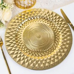 6 Metallic 13" Round Plastic Charger Plates With Diamond Pattern -Optimal Home Decoration 6 metallic 13 sparkling diamond disposable dinner serving plates 30797483769919