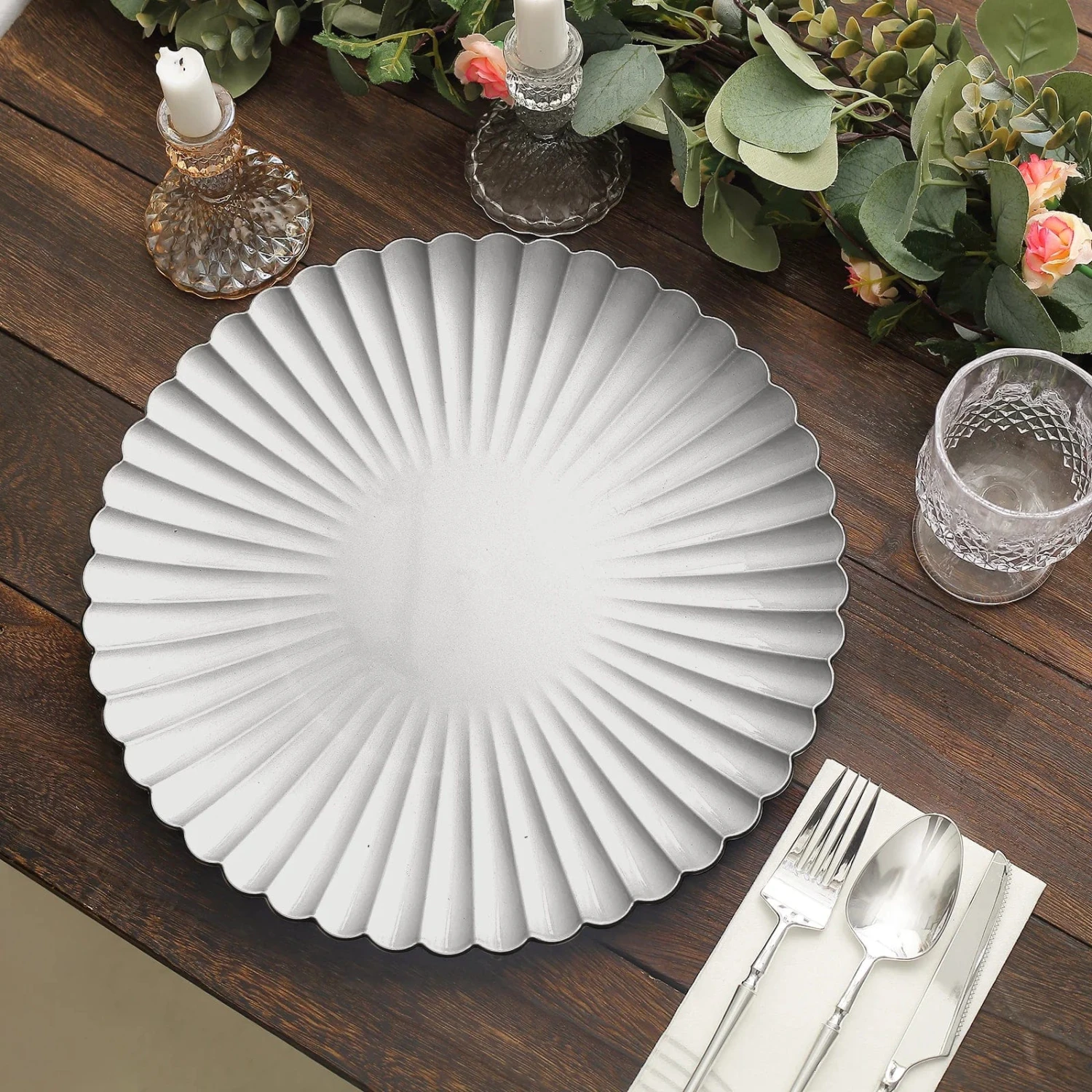 6 Round 13" Plastic Charger Plates With Scalloped Shell Design 16 6 Round 13" Plastic Charger Plates With Scalloped Shell Design - Image 14