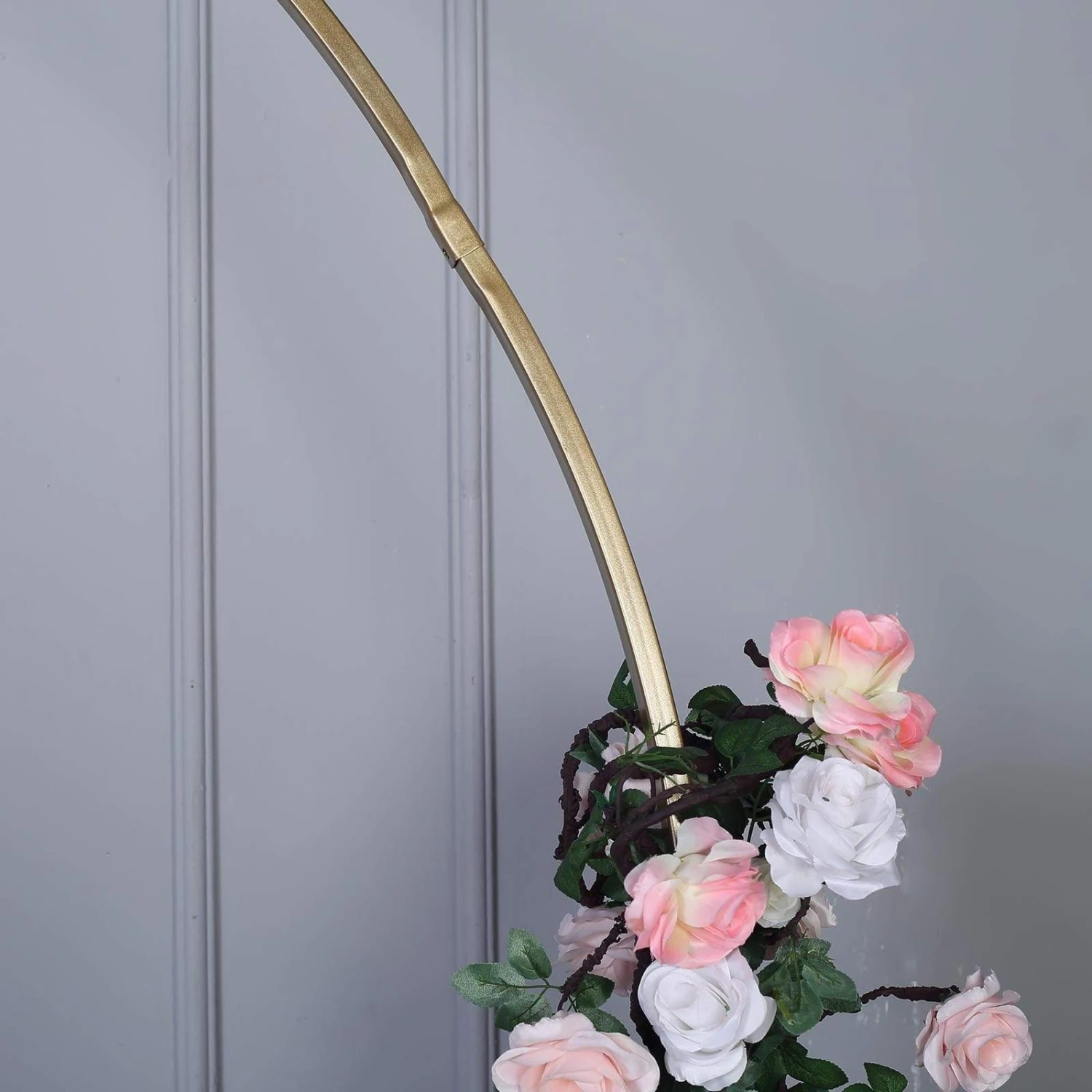 7.5 Ft Round Metal Wreath Wedding Arch Backdrop Stand - Gold 9 7.5 Ft Round Metal Wreath Wedding Arch Backdrop Stand - Gold - Image 7